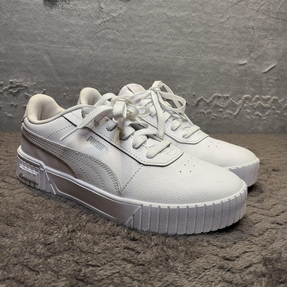 PUMA Shoes Womens Size 9.5 White Faux Leather Lace Up 390888-02 Sneakers